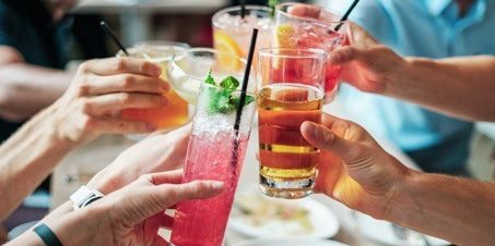 Low Carb Alkohol – Trotz Alkohol abnehmen? So geht‘s